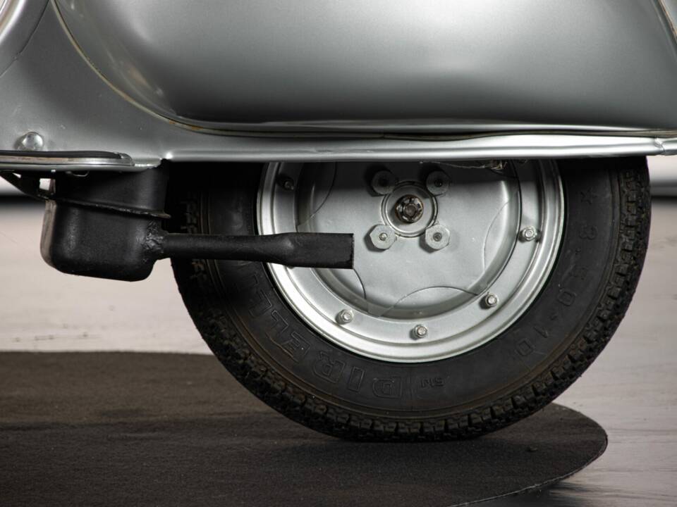 Bild 23/50 von Piaggio Vespa 150 GS (1958)