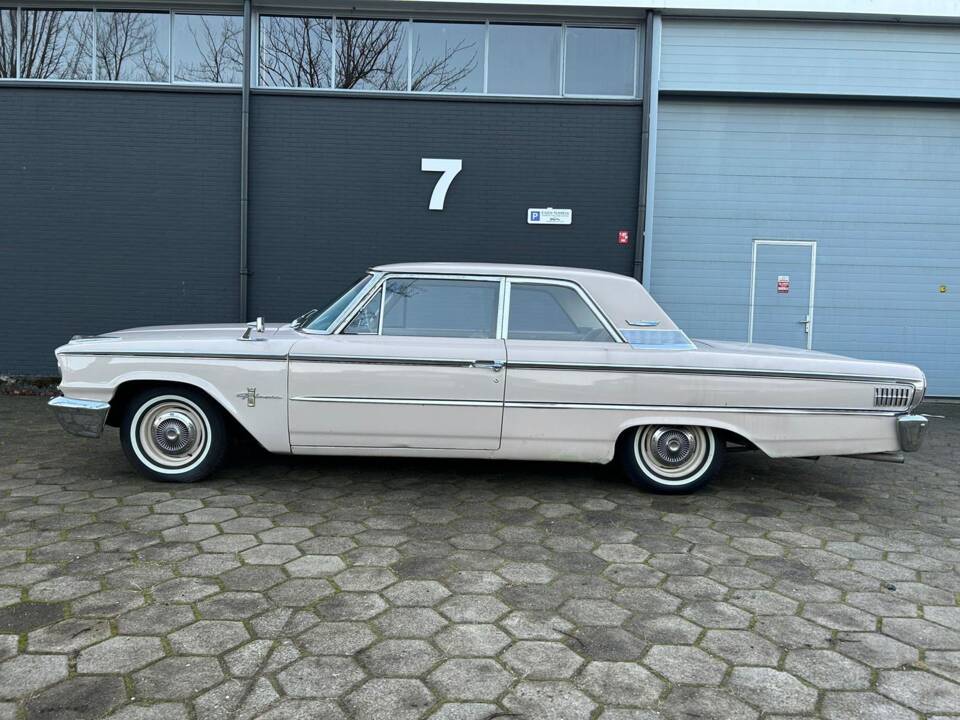 Image 3/5 of Ford Galaxie 500 XL (1963)