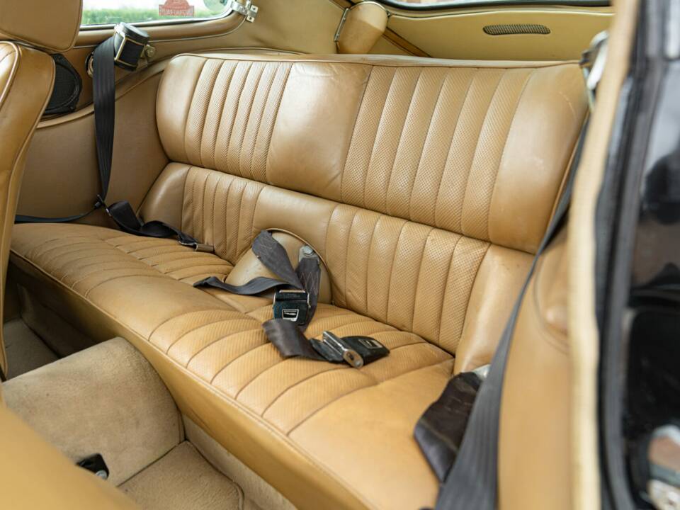 Bild 30/50 von Jaguar E-Type V12 (2+2) (1971)