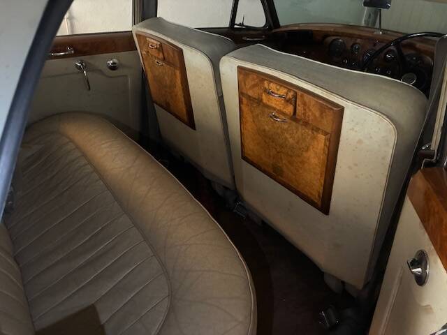 Immagine 7/19 di Bentley S 2 (1960)
