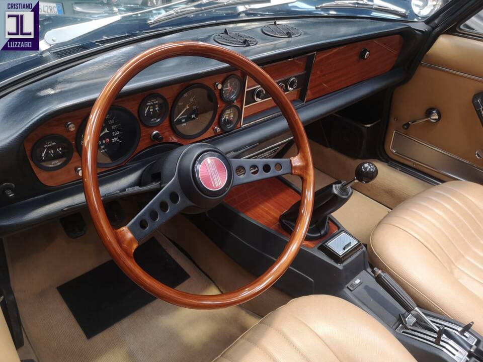 Bild 27/74 von FIAT 124 Spider CS1 (1973)