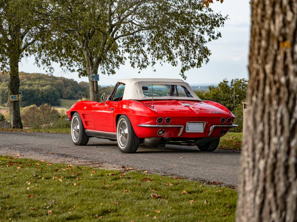 Image 30/64 of Chevrolet Corvette Sting Ray Convertible (1964)