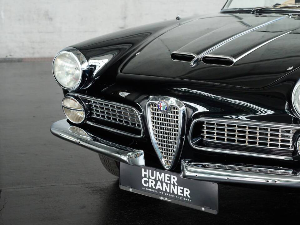 Image 39/50 of Alfa Romeo 2000 Spider (1959)