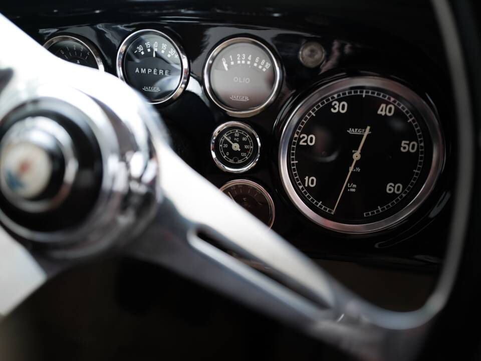 Image 11/17 of Maserati 3500 GT Touring (1957)