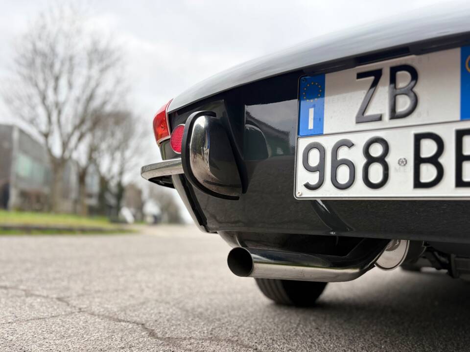 Imagen 29/32 de Alfa Romeo 1750 Spider (1970)