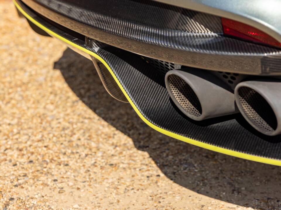 Image 38/60 of Aston Martin Rapide AMR (2019)