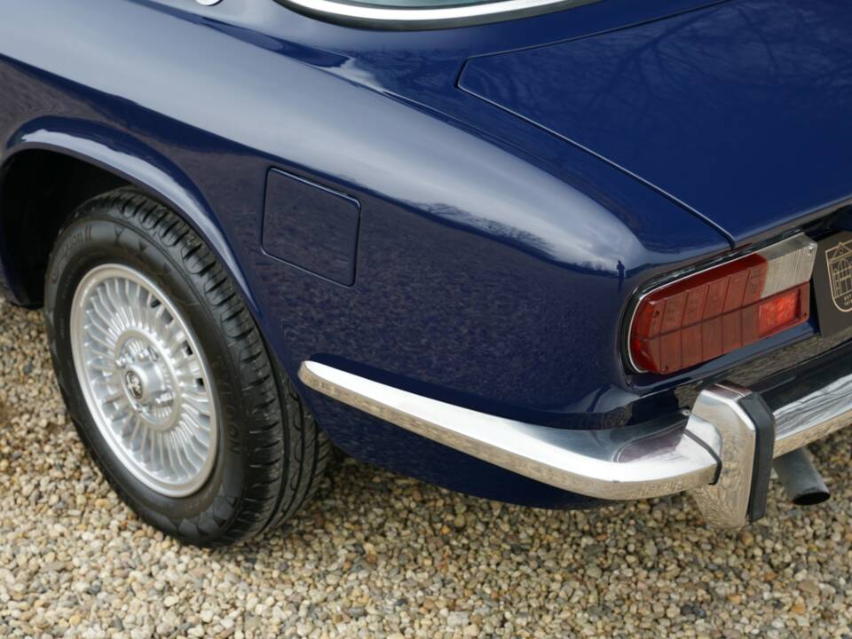 Bild 22/50 von Alfa Romeo 2000 GTV (1974)