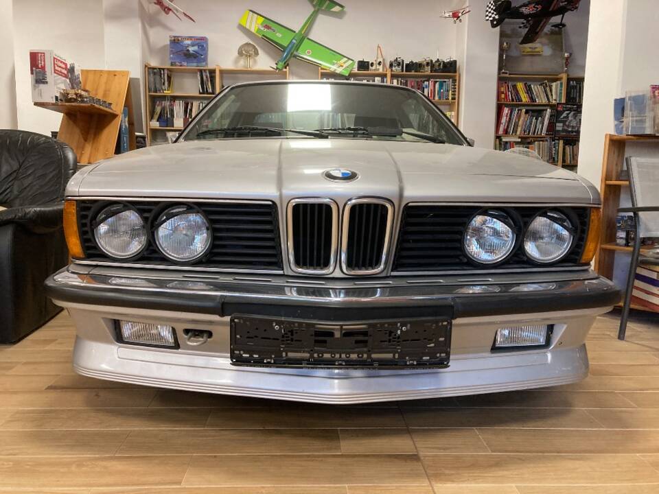 Bild 2/22 von BMW M 635 CSi (1987)