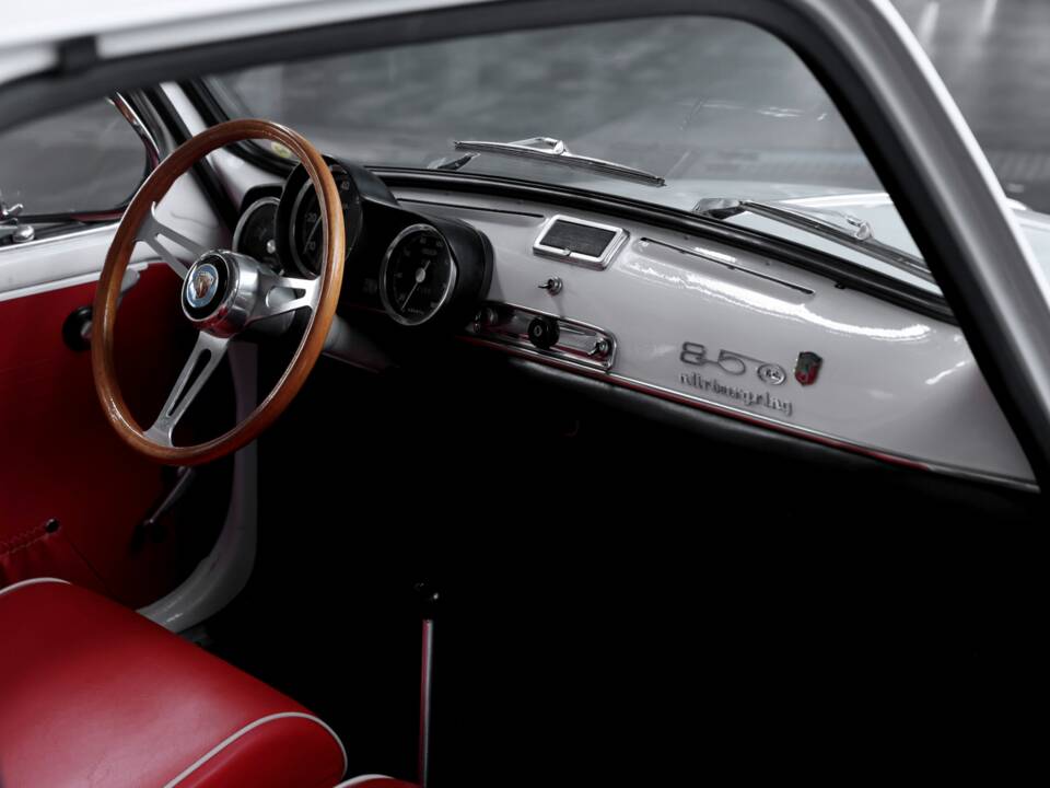 Image 25/47 of Abarth Fiat 850 TC (1965)