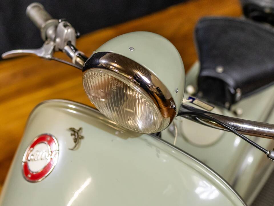 Image 5/15 of Lohner L 125 (1958)