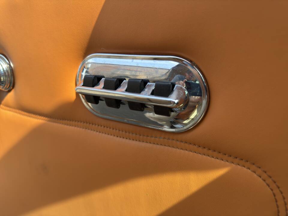 Image 20/26 of Rolls-Royce Silver Cloud II (1961)
