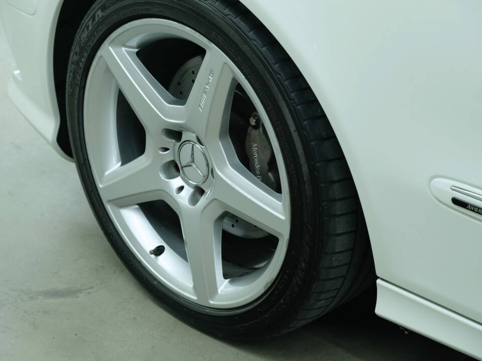 Bild 17/50 von Mercedes-Benz E 500 (2007)