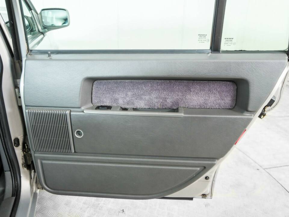 Bild 35/50 von Volvo 940 2.3i (1996)