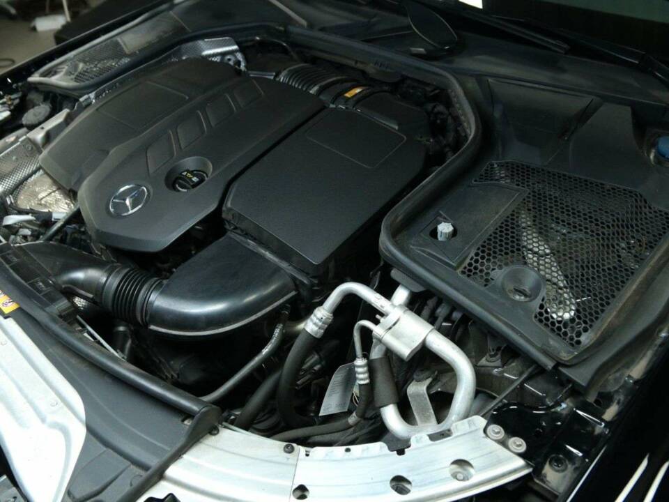 Bild 40/49 von Mercedes-Benz C 220 d 4MATIC (2021)