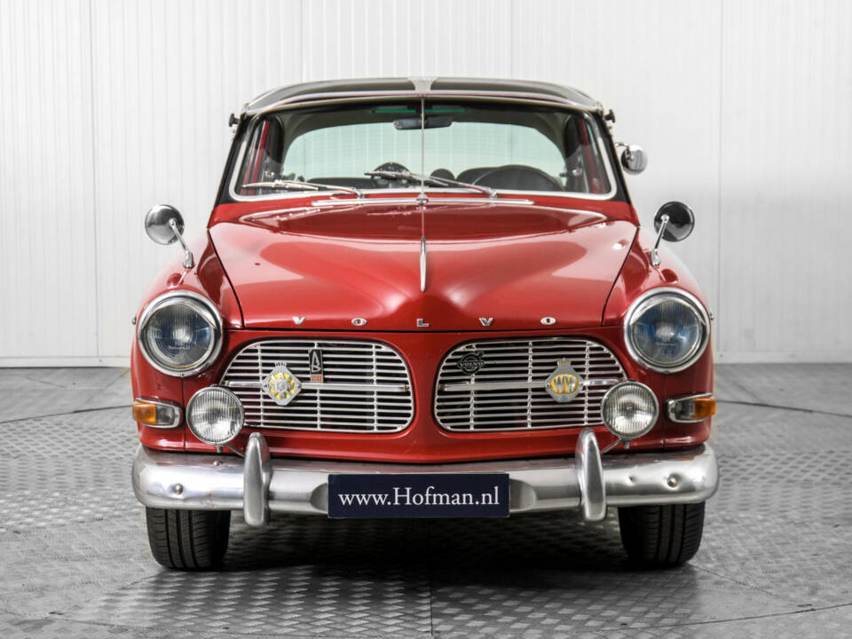 Image 14/50 of Volvo 1800 S (1965)
