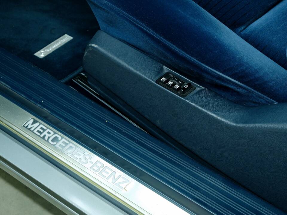 Bild 48/50 von Mercedes-Benz S 500 Coupé (1993)