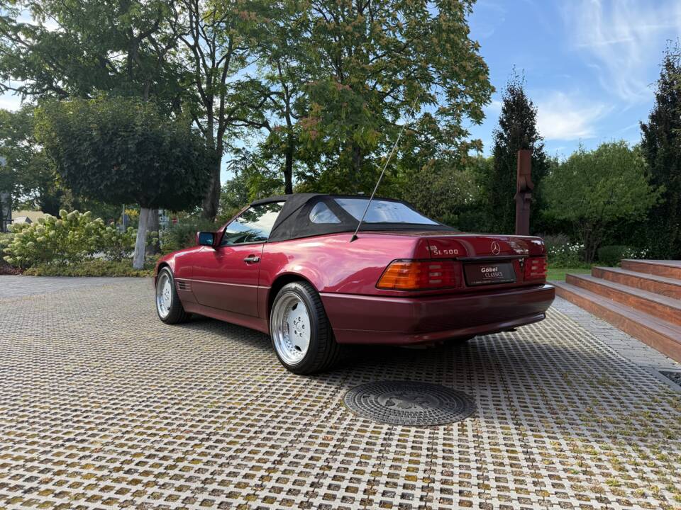 Image 6/34 de Mercedes-Benz 500 SL (1993)
