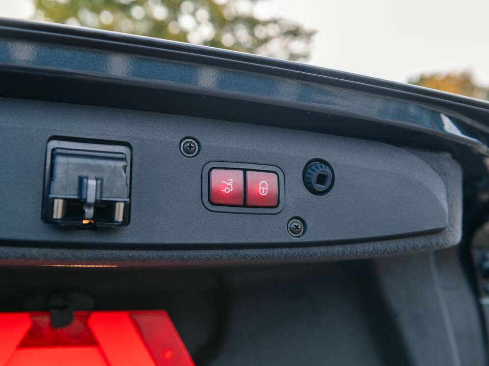 Bild 27/31 von Mercedes-Benz CL 65 AMG (2006)