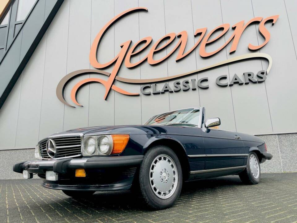 Image 4/36 de Mercedes-Benz 560 SL (1988)