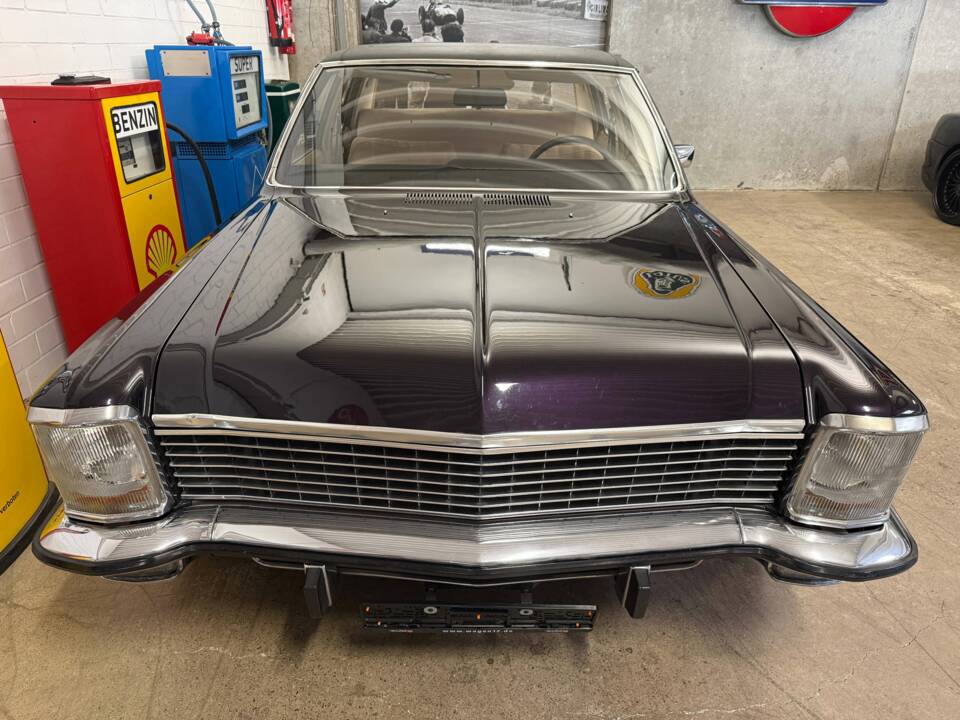 Immagine 4/19 di Opel Diplomat V8 5,4 (1976)