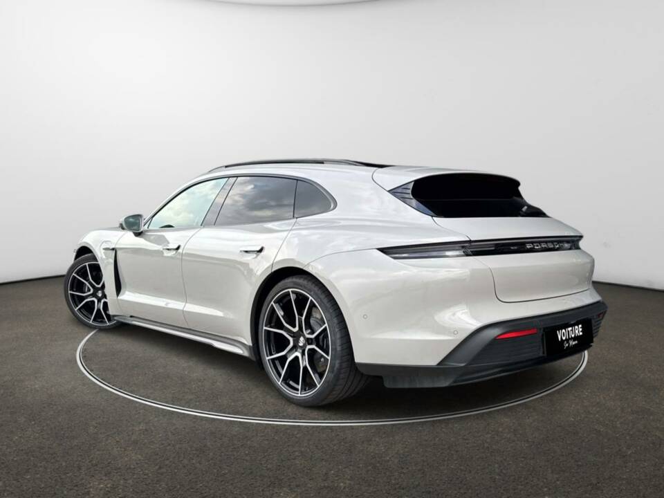 Image 2/12 of Porsche Taycan 4S Sport Turismo (2024)