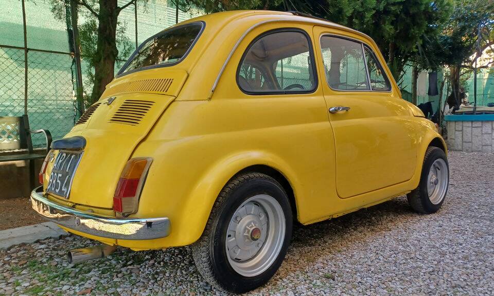 Image 6/8 of FIAT 500 L (1971)