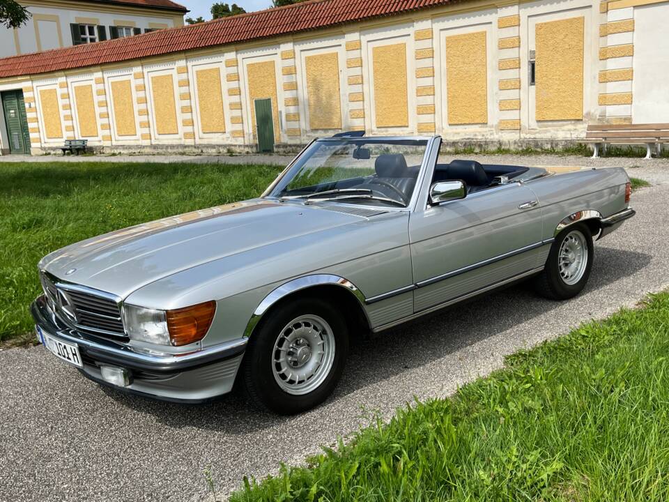 Bild 15/77 von Mercedes-Benz 280 SL (1984)