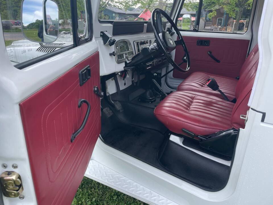 Bild 8/55 von Toyota Land Cruiser FJ 40 (1982)