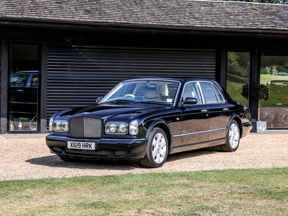 Image 24/37 de Bentley Arnage Red Label (2000)