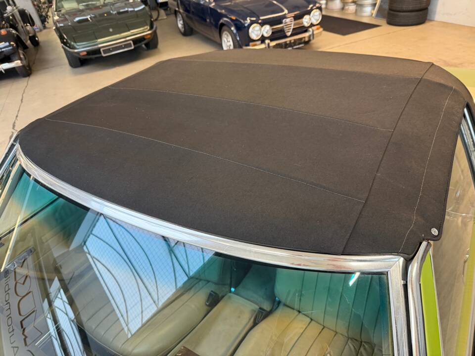 Image 23/48 of Mercedes-Benz 350 SL (1979)