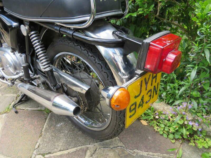 Image 43/47 of Norton Commando 850 Roadster (1974)