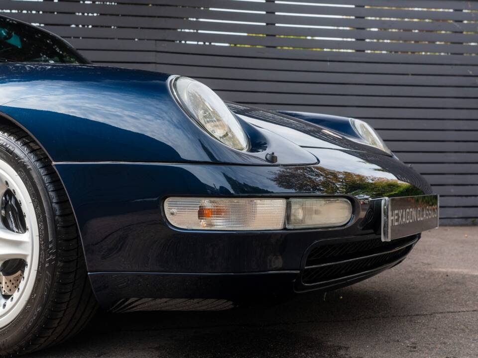 Image 62/68 of Porsche 911 Carrera (1997)