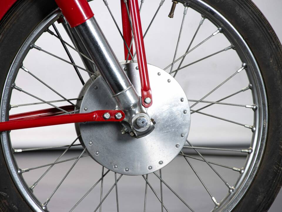 Immagine 29/50 di Mondial DUMMY (1956)