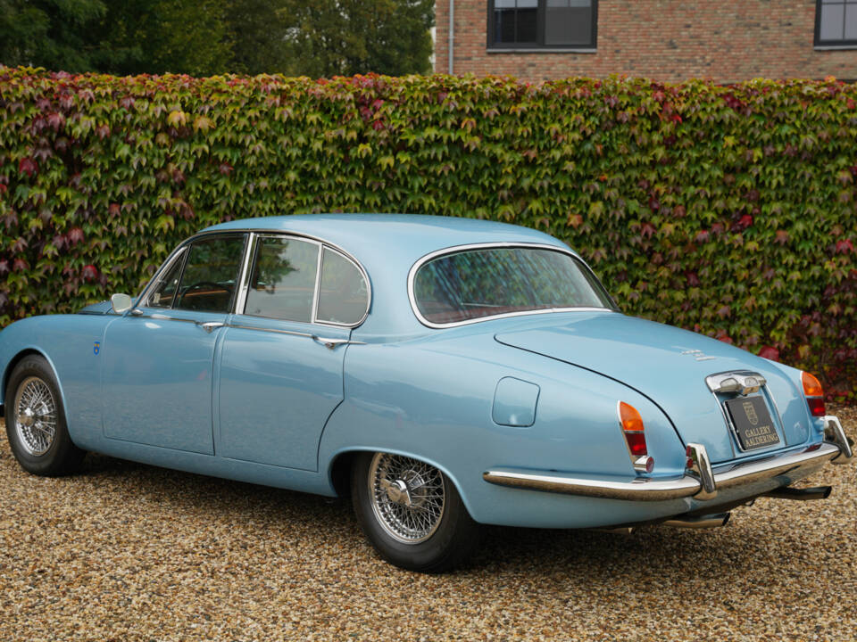 Immagine 49/50 di Jaguar S-Type 3.8 (1965)