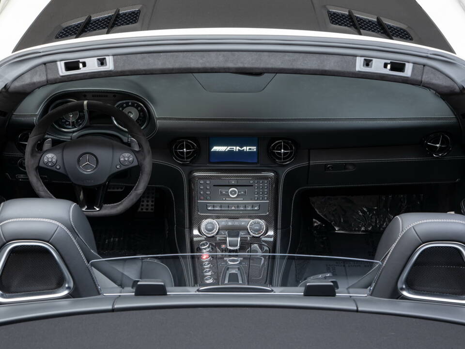 Bild 19/26 von Mercedes-Benz SLS AMG GT Roadster &quot;Final Edition&quot; (2014)