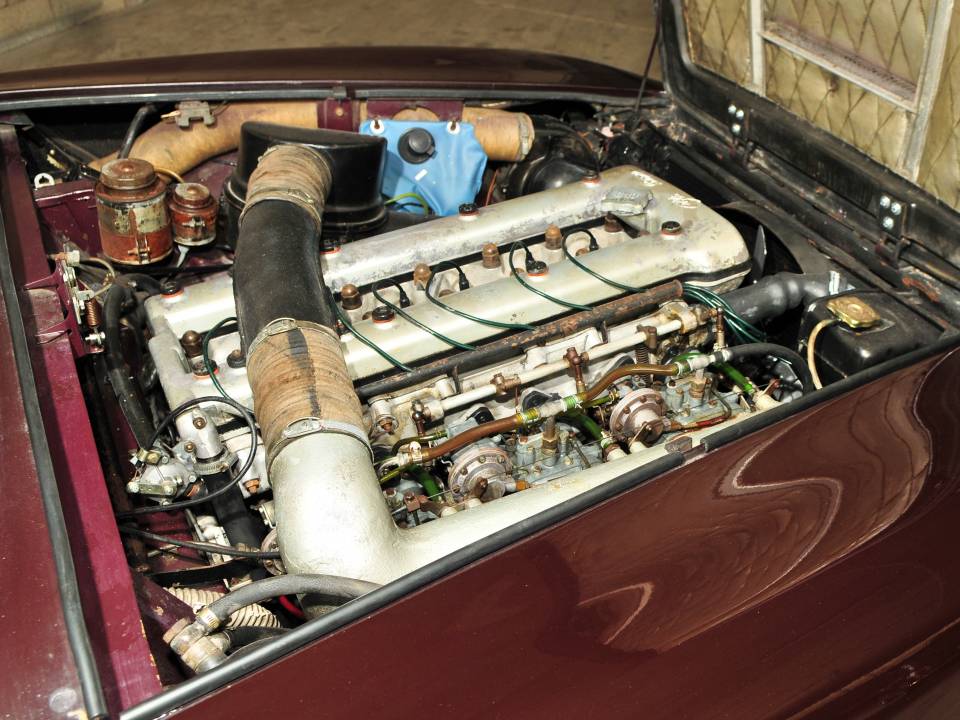 Image 9/21 of Alfa Romeo 2600 Sprint (1965)