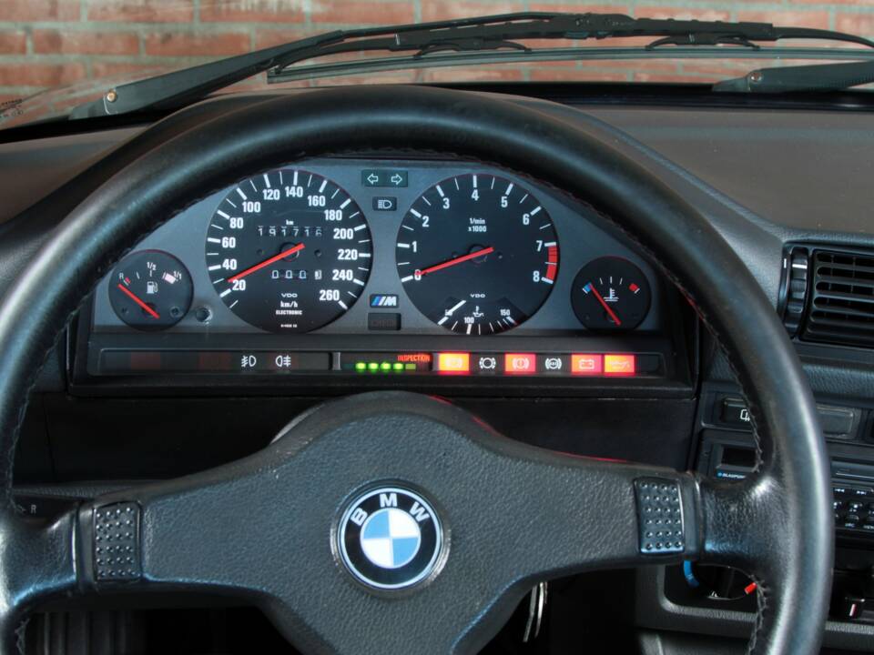 Image 37/65 of BMW M3 (1986)