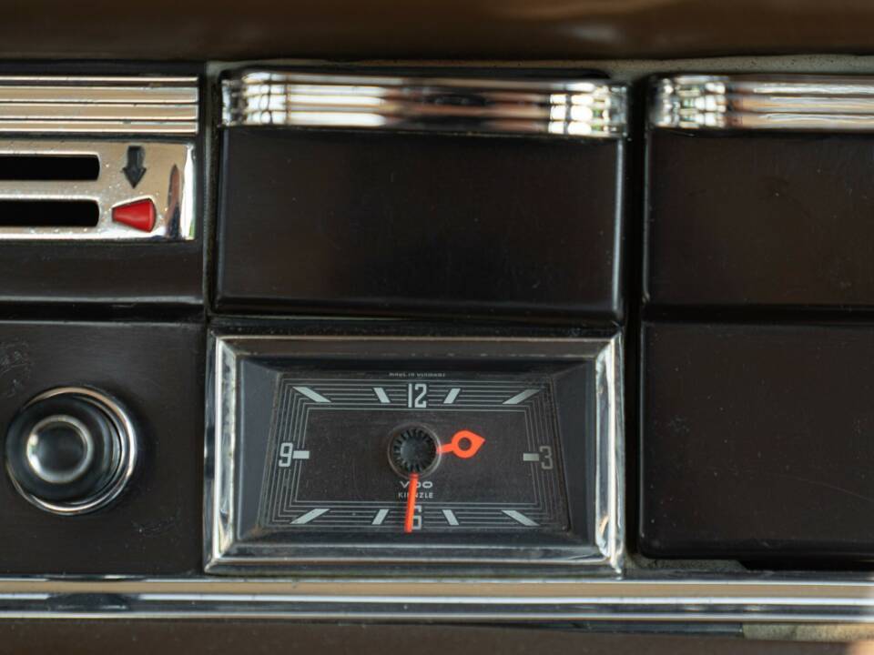 Bild 43/50 von Mercedes-Benz 200 (1966)