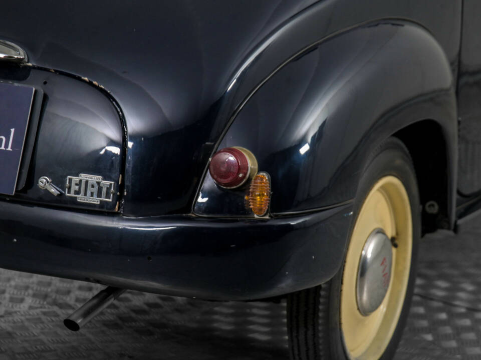 Image 30/50 de FIAT 500 C Topolino (1953)