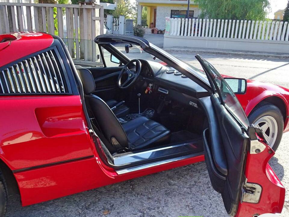 Image 9/10 of Ferrari 308 GTSi (1982)