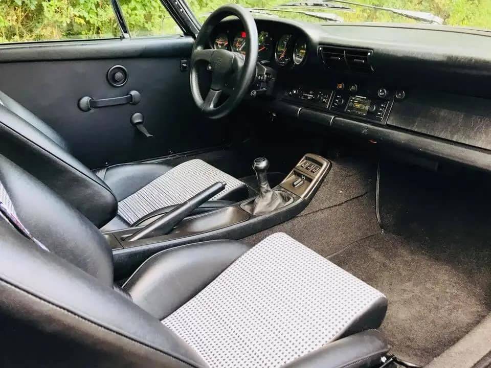 Bild 12/16 von Porsche 911 Carrera 4 (1989)