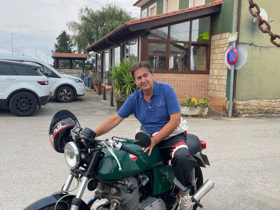 Immagine 2/4 di Laverda 750 SF 3 (1975)