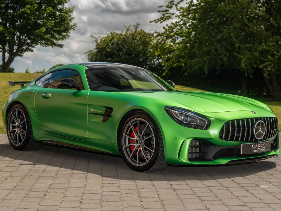 Image 6/67 of Mercedes-AMG GT-R (2018)