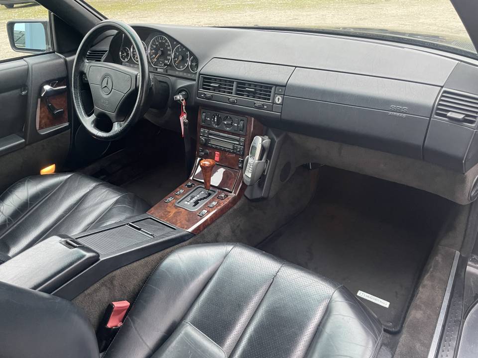 Bild 21/25 von Mercedes-Benz 300 SL (1992)