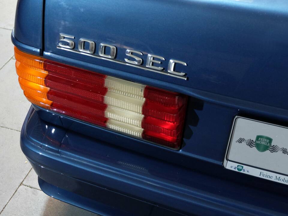 Image 24/29 of Mercedes-Benz 500 SEC (1985)