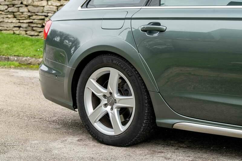 Image 36/50 of Audi A6 3.0 TFSI allroad quattro (2015)