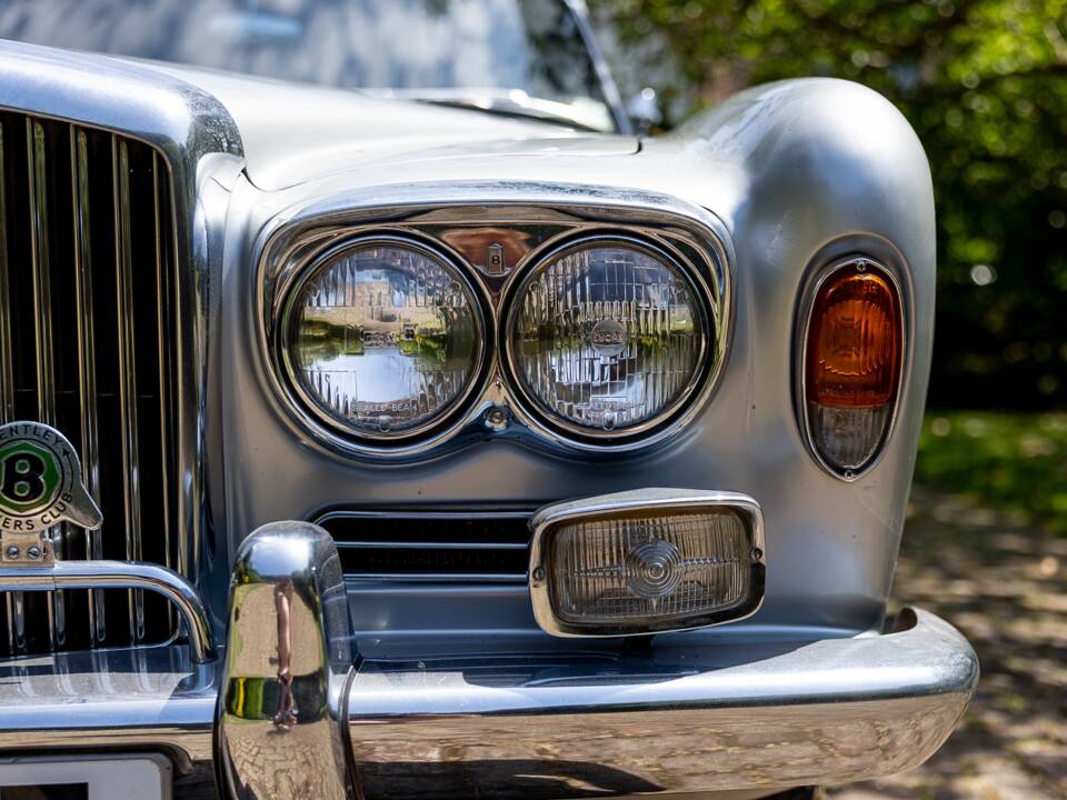 Afbeelding 39/50 van Bentley T 1 (1967)