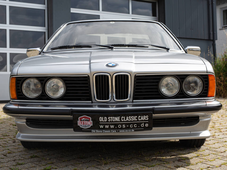 Bild 8/36 von BMW 633 CSi (1977)