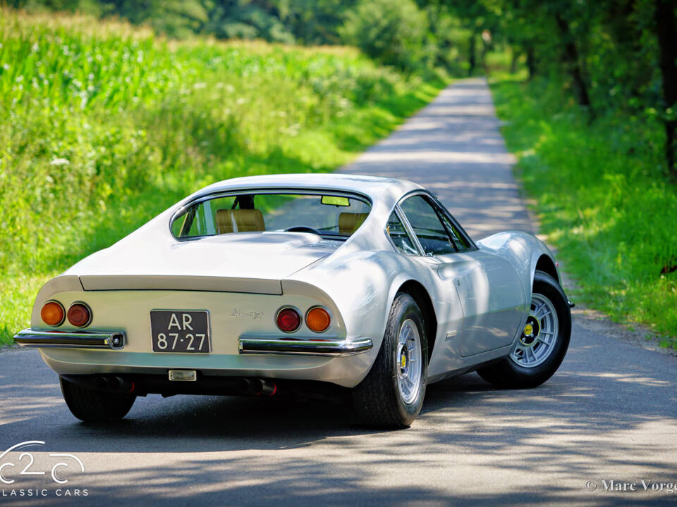 Immagine 61/73 di Ferrari Dino 246 GT (1971)