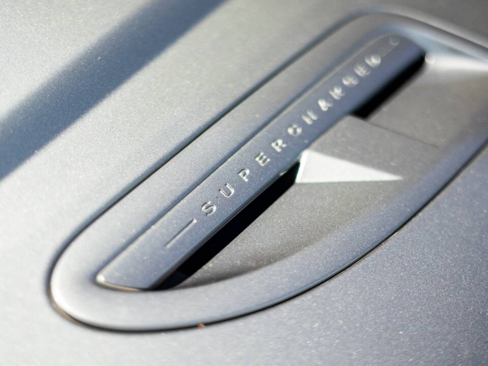 Image 14/50 de Jaguar XKR (2007)